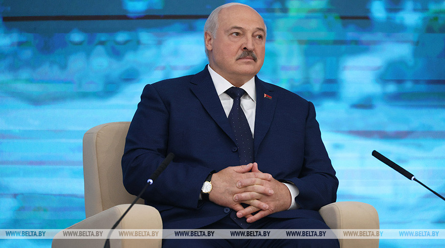 Lukashenko praises Belarusians as role models for appreciating the past and preserving peace