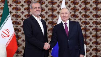 Masoud Pezeshkian, Vladimir Putin/ RIA Novosti