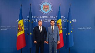 Anatoly Buben and Sergiu Mihov. Photo courtesy of the Belarusian Ministry of Foreign Affairs