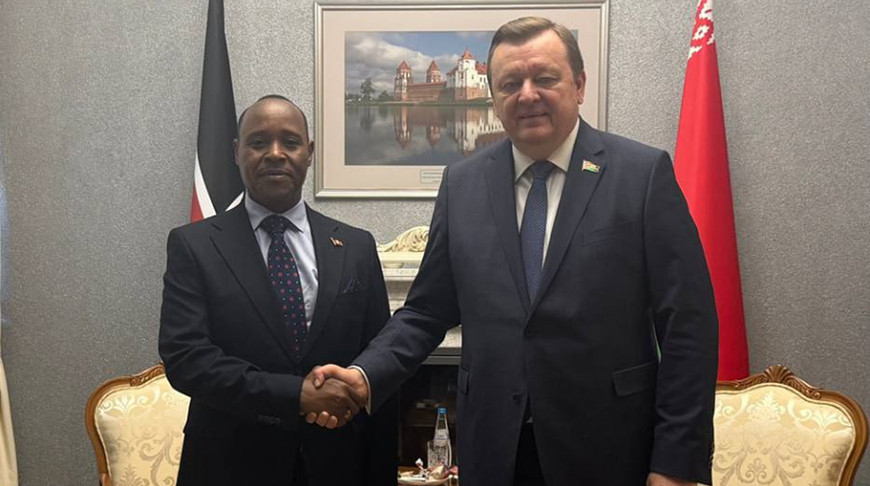 Peter Mutuku Mathuki and Sergei Aleinik. Photo courtesy of the Council of the Republic Peter Mutuku Mathuki and Sergei Aleinik. Photo courtesy of the Council of the Republic