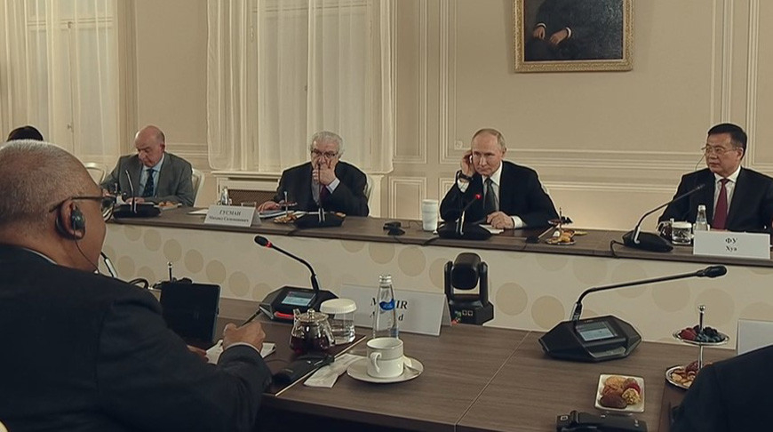 Screenshot of the video on smotrim.ru Screenshot of the video on smotrim.ru