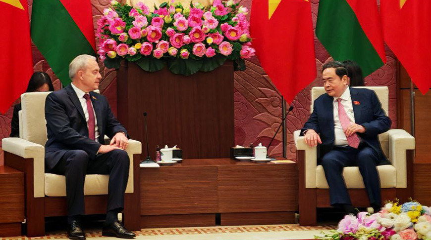 Igor Sergeyenko and Luong Cuong. Photo courtesy of the press service of the House of Representatives Igor Sergeyenko and Luong Cuong. Photo courtesy of the press service of the House of Representatives