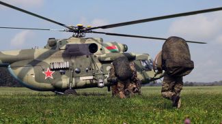 Photo courtesy of the Belarusian Defense Ministry's news agency  Vayar 