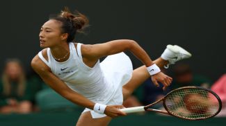 Photo: China's Zheng Qinwen in action during her first round match against New Zealand's Lulu Sun at the Wimbledon Open at All England Lawn Tennis and Croquet Club, London, Britain July 1, 2024. (Photo/Agencies)