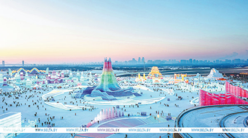 The Harbin Ice-Snow World is the biggest draw for visitors to the northeastern city in Heilongjiang province. (Photo provided to China Daily)