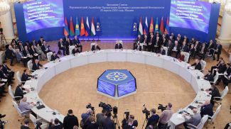 Photo from duma.gov.ru