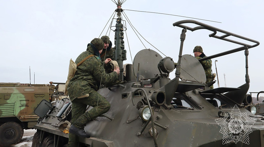 Photos courtesy of the Belarusian Defense Ministry's news agency  Vayar 
