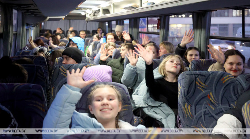 Children from Kherson Oblast arrive in Belarus for holidays