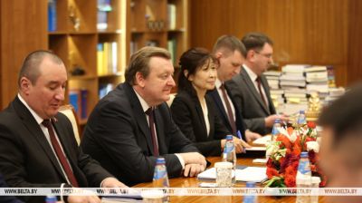   FM conveys message from Lukashenko to Mongolian president 
  
 