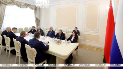 Parkhomchik meets with first vice governor of Russia’s Novosibirsk Oblast