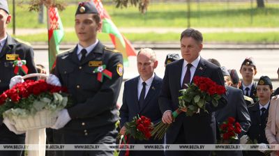 Belarus’ vice premier lays wreath at Masyukovshchina War Memorial