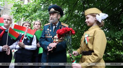 Leonid Danilov receives congratulations on upcoming Victory Day