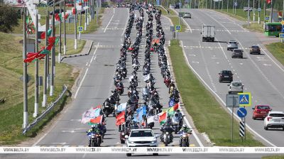 Motorcycle race in Vitebsk marks Day of State Symbols