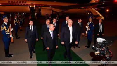 Lukashenko arrives in Azerbaijan on state visit   