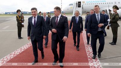 Kazakhstan PM touches down in Minsk for EAEU summit 