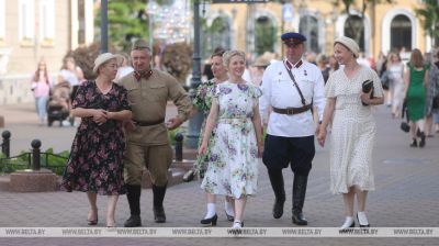 Atmosphere of last peaceful day of 1941 re-enacted in Brest