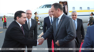 Belarus PM arrives in Armenia on working visit