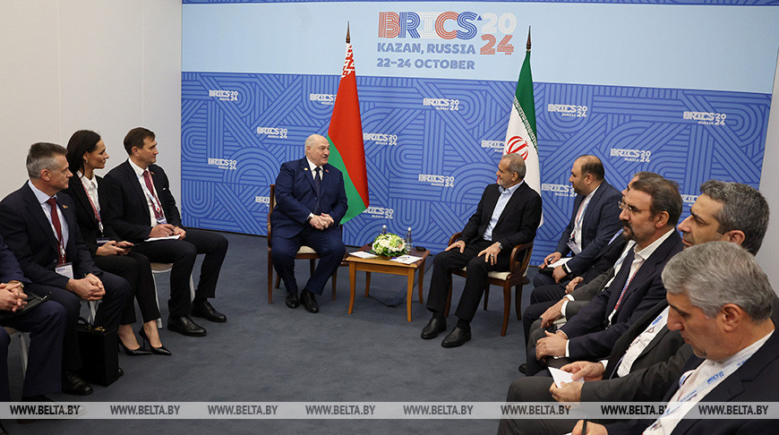 Lukashenko meets with Iranian president in Kazan