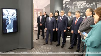 Belarusian PM opens war childhood museum in Krasny Bereg