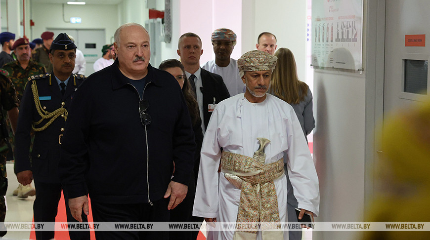 Lukashenko visits SOHAR Port and Freezone in Oman