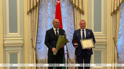 Belarus honors Roscosmos representatives 