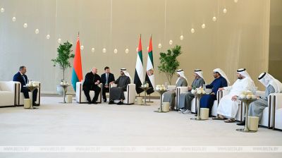 Lukashenko meets with UAE president