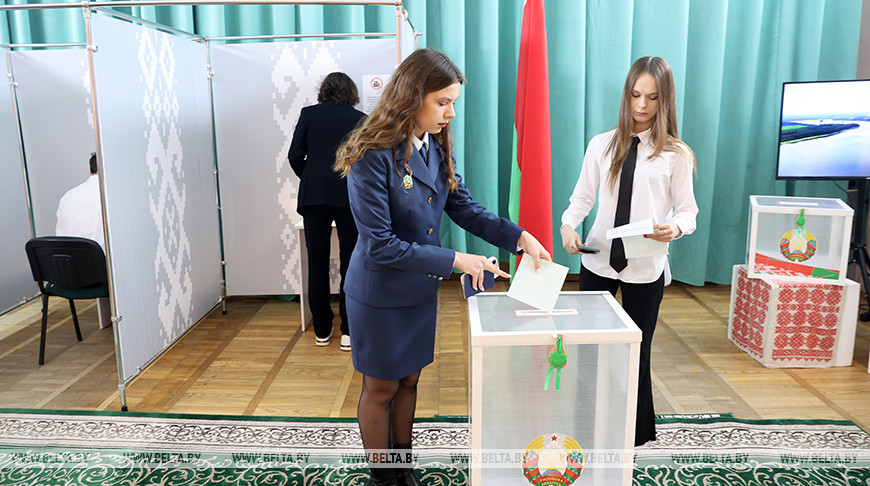  Presidential election underway in Belarus
 
  
  