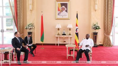 Belarus’ PM meets with president of Uganda