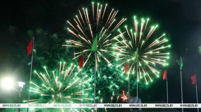 Belarus marks Victory Day with fireworks 