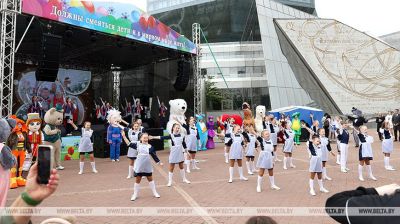  Minsk marks end-of-school year with children’s festival
 
