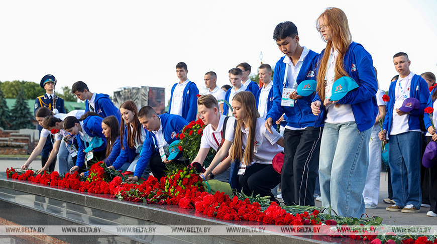 Train of Memory participants visit Brest Fortress