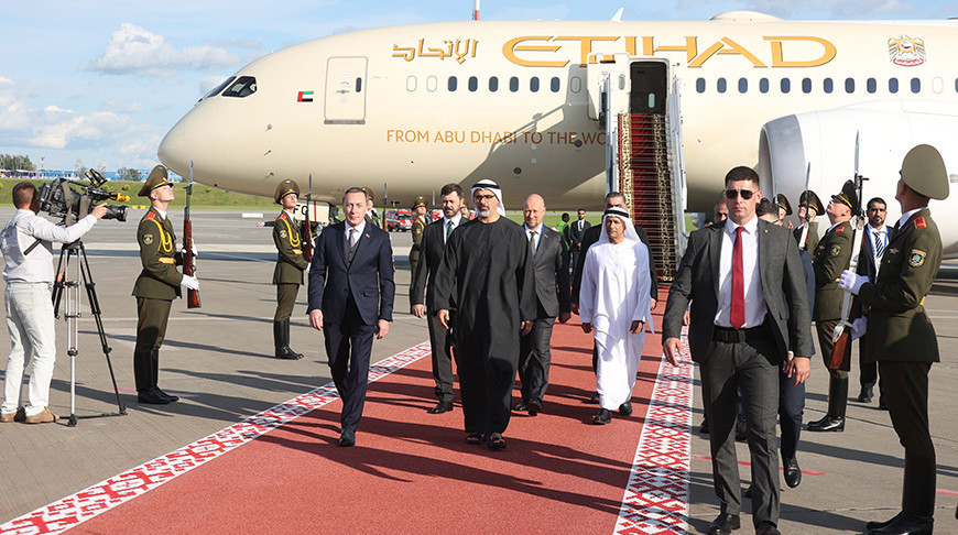 Crown Prince of Abu Dhabi lands in Belarus 
  
 