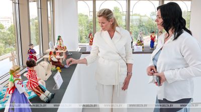  Folk costumes exhibition at Slavianski Bazaar in Vitebsk
 
  
  