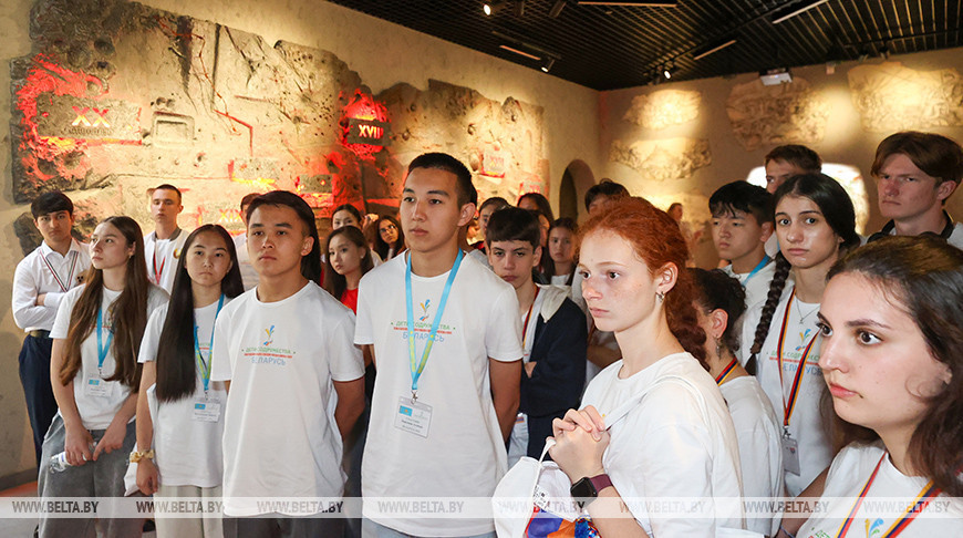 Participants of Children of the Commonwealth forum visit Khatyn Participants of Children of the Commonwealth forum visit Khatyn