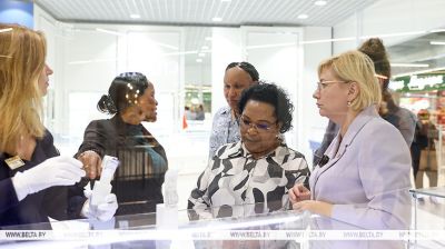 Tanzanian PM’s spouse visits Belarus’ First Trading House