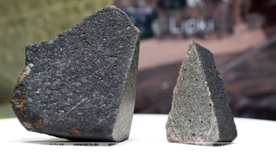 Fragments of meteorite on display in Minsk