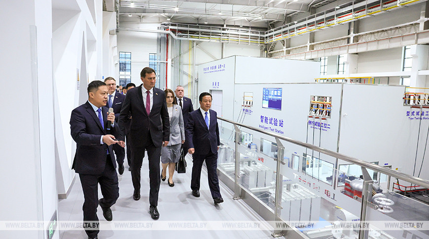 Belarusian delegation tours TBEA