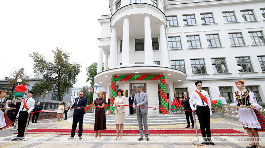 One of Minsk's oldest schools reopens after renovation One of Minsk's oldest schools reopens after renovation