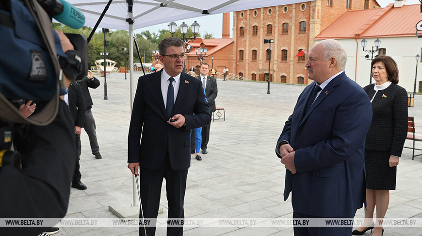 Lukashenko visits renovated Loshitsa complex 