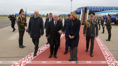 PMs arrive in Minsk for CIS summit