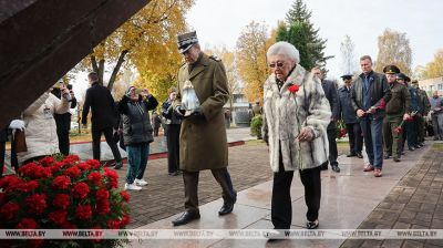 Polish and Soviet soldiers commemorated in Lenino