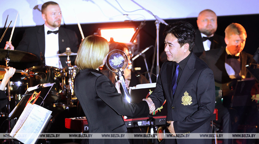 Zhang Zhong wins Belarus president’s special prize at Listapad festival