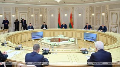 Lukashenko meets with Russia’s Yaroslavl Oblast governor 
