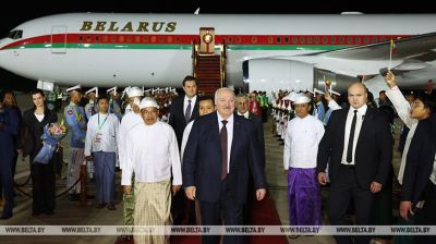 Lukashenko begins official visit to Myanmar