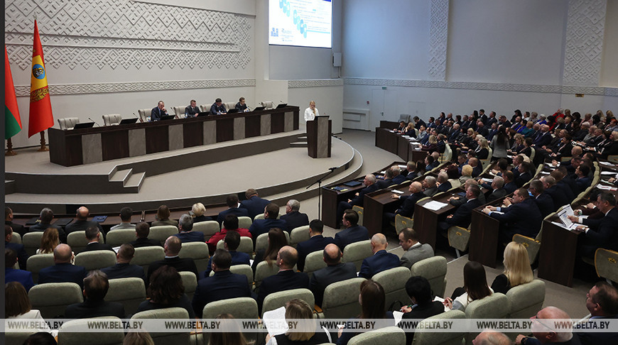 Mogilev Oblast delegates discuss new development program 