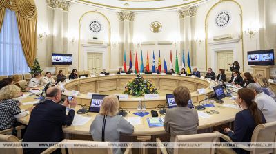 Minsk hosts roundtable to discuss inclusive culture in CIS 