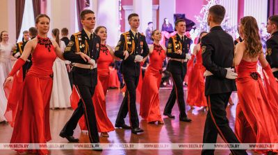 New Year's ball at Minsk Suvorov Military School