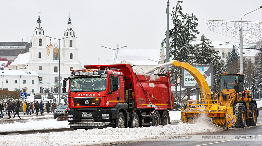  Belarus deploys 1,100+ vehicles for major snow cleanup
 
  
  