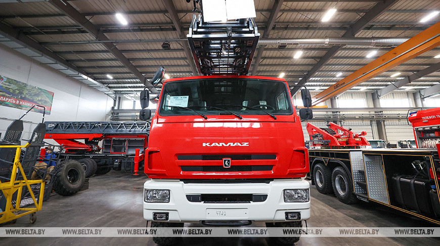 Belarus’ manufacturer of fire rescue equipment presents new products 