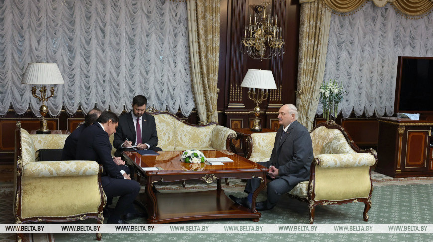 Lukashenko meets with Brazil’s ambassador 